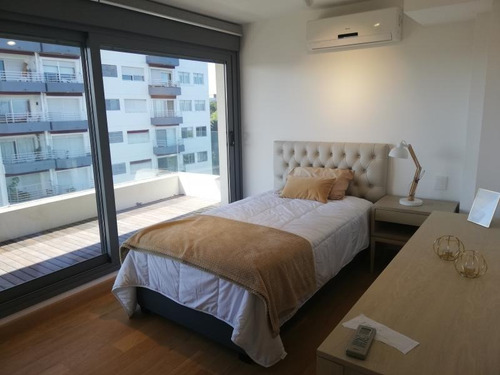 Imagen 10 de 21 de Venta Apartamento 3 Dormitorios Y Servicio Completo Punta Carretas - Birdie Golf