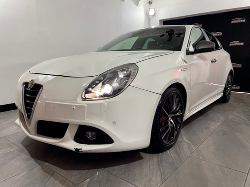 Imagen 3 de 15 de Alfa Romeo Giulietta 2016