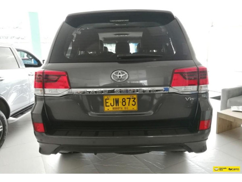 Toyota Land Cruiser 200 4.5