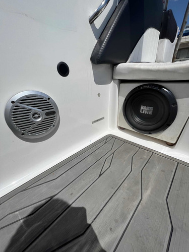 Imagen 5 de 11 de Quicksilver 2400 Año 2015 Con Volvo 270 Hp Y Pata Duoprop
