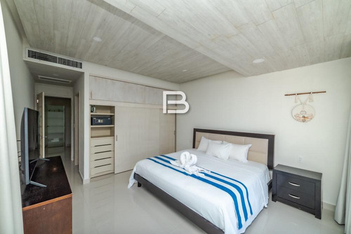 Penthouse En Venta Frente Al Mar