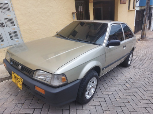 Mazda 323 Coupe - Modelo 93