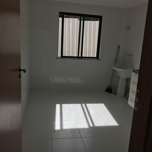 Imagem 6 de 6 de São Sebastião - Excelente Apto Novissimo, Apto Duplex Constado De Sala, 2 Quartos - 2943924961-1