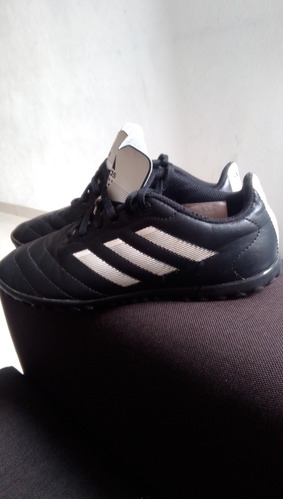 Tenis adidas Originales #23