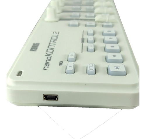 Controlador Usb-midi Faider Generacion 2 Blanco Korg Nanokon