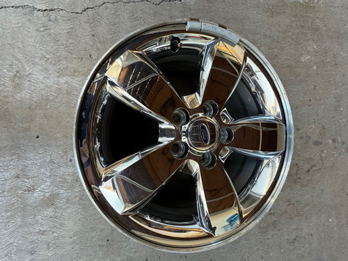 Rin 17 Ford Escape,mercury Mariner 1 Pieza 2008 Al 2012 Cromo (Usado)