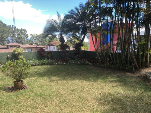 Imagen 20 de 21 de Casa Venta La Lagunita Country Club, Municipio El Hatillo. Riv 5723