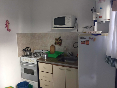 Imagen 10 de 20 de Triplex De 4 Ambientes