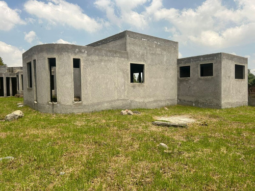 Se Vende Terreno Con Casa En Obra Gris Cacalomacan