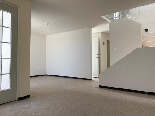 Casa Nueva En Tizayuca, Con Espacio Para Negocio En Planta Baja, 3 Recamaras Y 3 Baños.