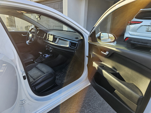 Kia Rio 1.6 Ex Hchback At