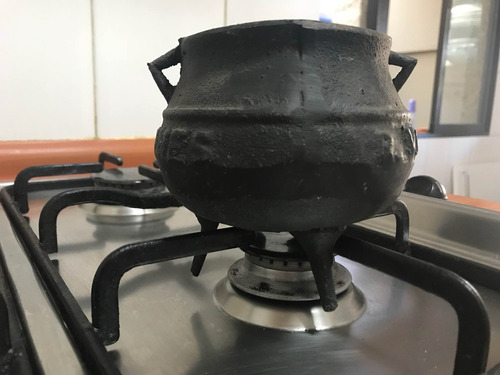Se Venden Calderos De 1/2 Litro De Fierro Nuevos
