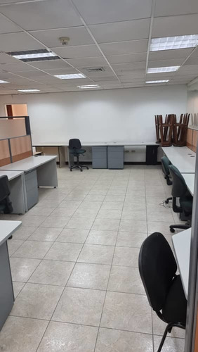Imagen 8 de 11 de Alquiler Oficina 609mts2 Los Palos Grandes 1464
