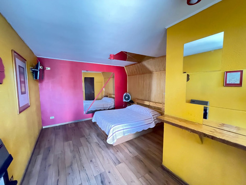 Motel Funcionando - Einstein - San Gerardo - Pasos Metro