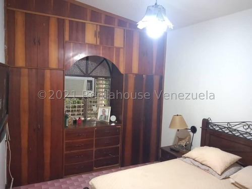Imagen 10 de 17 de Casa Con Terreno De 604mts En Venta El Castaño Estef 22-8387