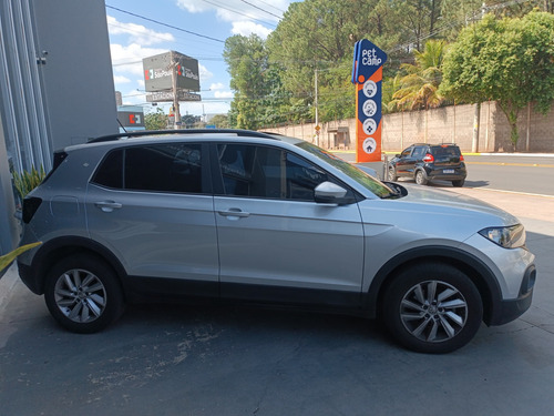 Volkswagen T-Cross 1.0 200 TSI TOTAL FLEX SENSE AUTOMÁTICO