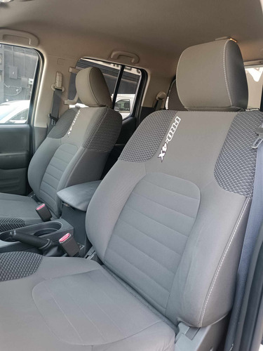Nissan Frontier 4.0 Pro-4x V6 4x4 At