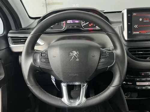 Peugeot 2008 ACTIVE 1.6 AUT 5P