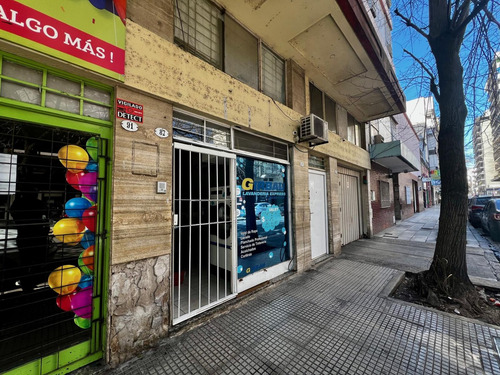 Local A La Calle C/ Vivienda De 2 Amb. - A Mts. Del Subte A Y Av. Rivadavia - 69m2