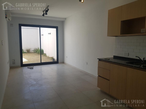 Monoambiente Con Jardin Propio | Banfield