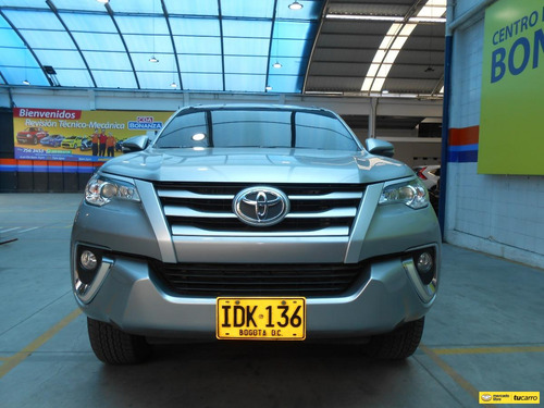 Imagen 14 de 25 de Toyota Fortuner 2018