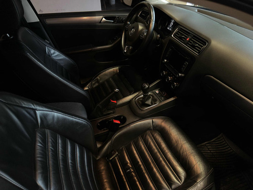 Volkswagen Vento 2.0 Sportline Tsi 200cv Bi-xenon
