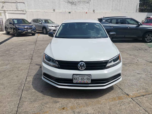 Imagen 8 de 15 de Volkswagen Jetta 2015 4p L4/2.0 Aut