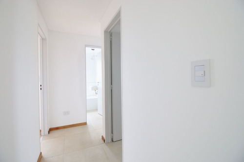 Divino 3 Amb A Estre Piso Alto.ameni. Ituzaingo
