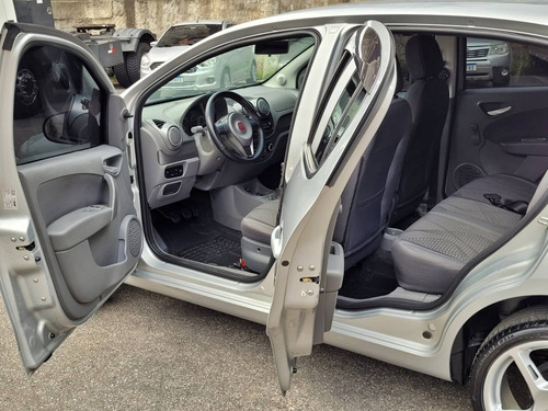 Imagem 8 de 13 de Fiat Palio 1.4 Mpi Attractive 8v Flex 4p Manual