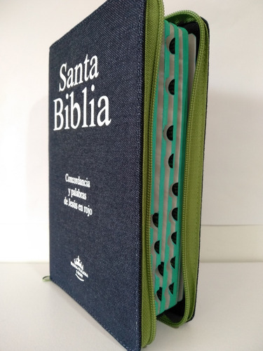 Imagen 4 de 10 de Biblia Letra Grande Rvr-1960 Con Índice Jeans Cierre Verde