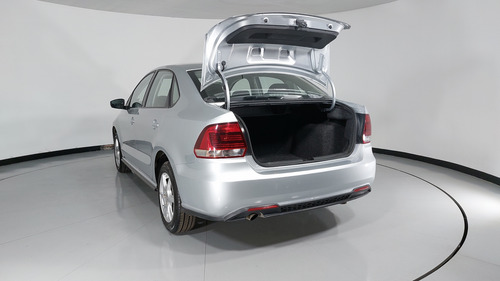 Volkswagen Vento 1.6 STARTLINE AUTO