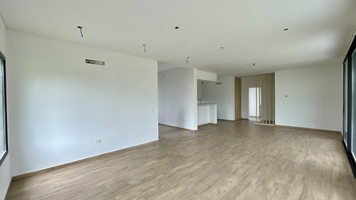 Casa En Venta En Puertos Del Lago Barrio Ceibos A Estrenar