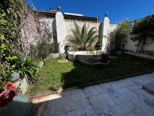 Casa 6 Amb Y Salón De Eventos En Venta - Barracas
