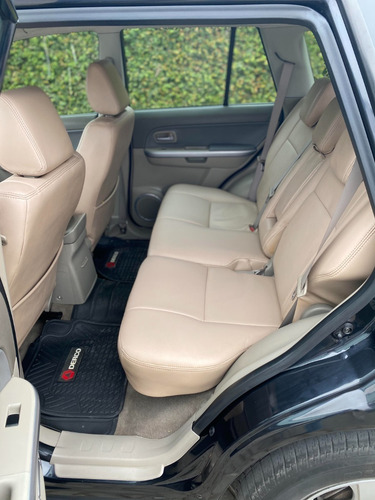 Suzuki Grand Nomade 4x4