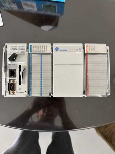 Allen Bradley 1769-l32e Compactlogix 24v Dc (Usado)