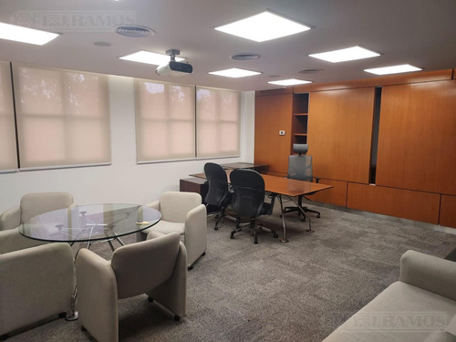 Edificio En Alquiler O Venta De 1300 M2 En Lomas De San Isidro