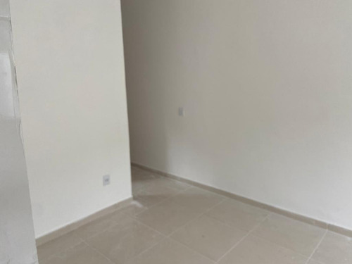 Imagem 4 de 8 de Casa Geminada - Jardim Primavera - 751