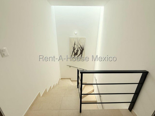 Zakia En Renta Casa Amueblada Con 2 Recamaras Cada Una Con Baño En Suite Qh252912