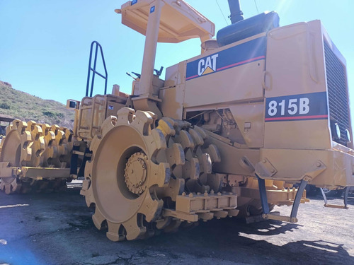 Imagen 5 de 10 de Compactador Caterpillar Pata De Cabra 815b