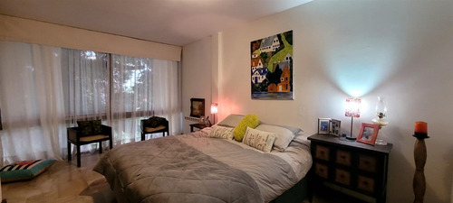 Casa En Venta De 7 Dorm. En Lo Barnechea