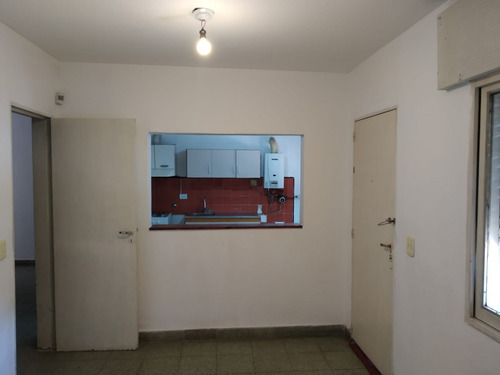 Los Naranjos Excelente Vivienda Sobre Calle Principal , Zona Comercial