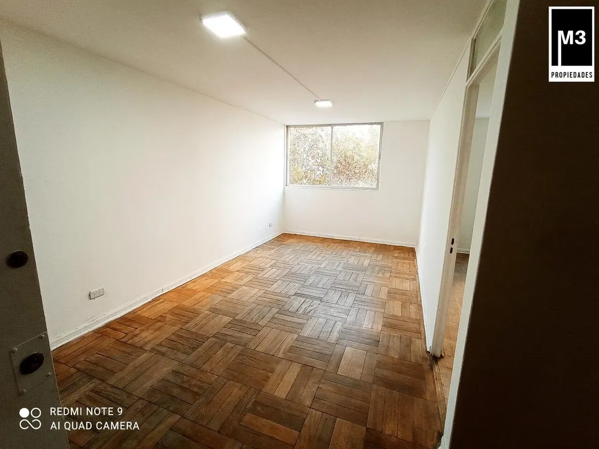 Imagen 2 de 11 de Un Dúplex Con Carácter, En El Corazón De Santiago