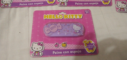 Imagen 7 de 8 de Llavero Peine Con Espejo Hello Kitty Sanrio 9cm