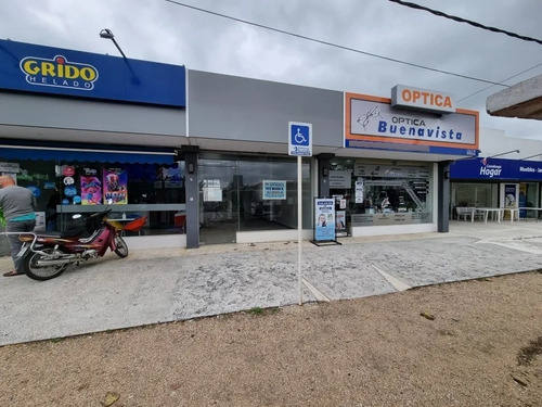 Imagen 1 de 14 de Local Comercial Céntrico Muy Amplio