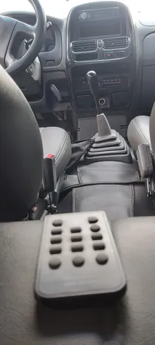 Nissan Frontier 2.5 Std D22 4x2