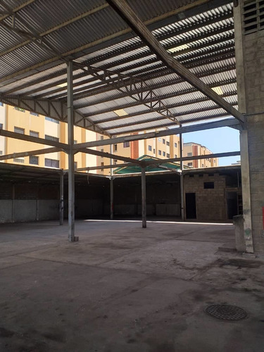 Imagen 8 de 14 de Galpon En Alquiler, Av. Intercomunal. Barcelona