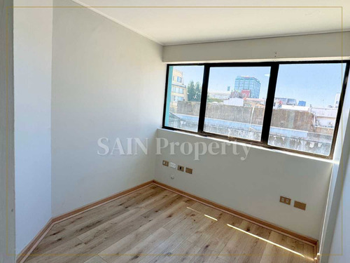Oficina Con Dos Privados Y Dos Baños (83822)