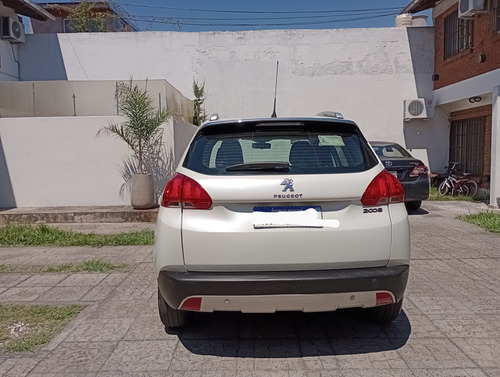 Peugeot 2008 1.6 Feline