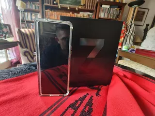 Samsung Z Fold 3