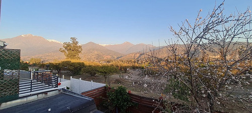 Camino Al Volcan (condominio)